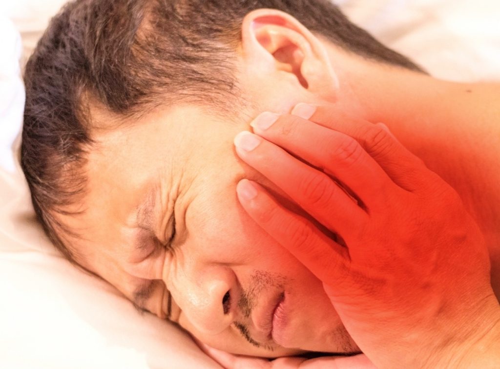 geçmeyen ve ilerlemiş diş apsesi